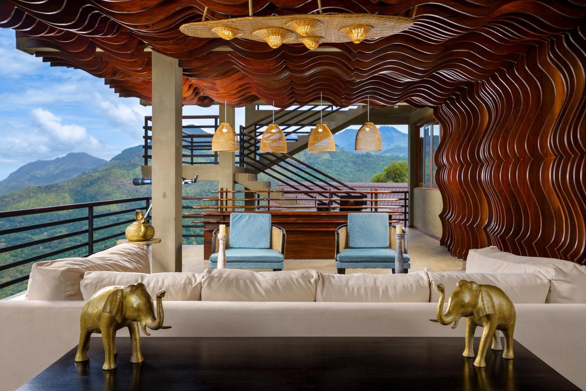 Majentra Ella Hotel Luaran gambar