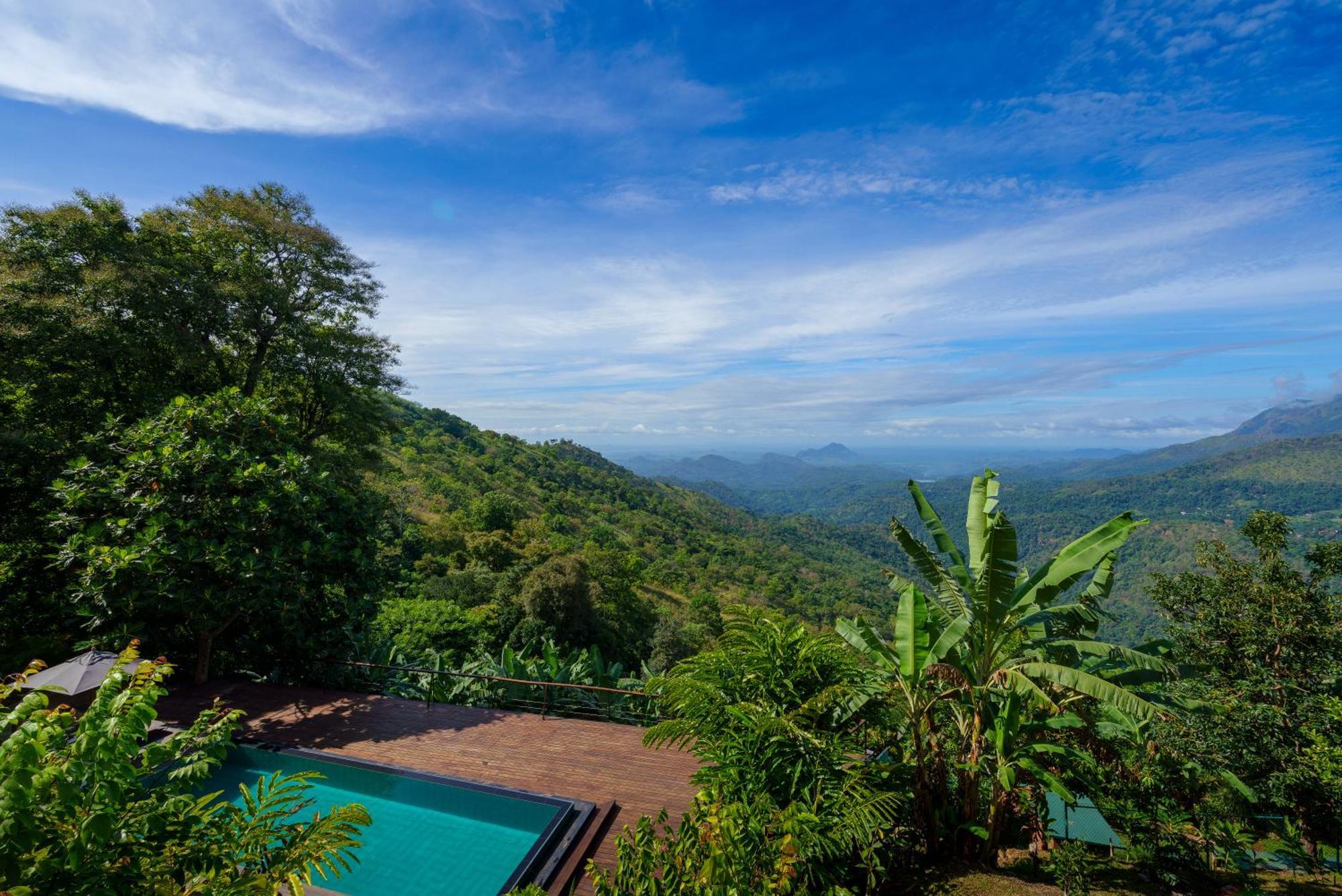 Majentra Ella Hotel Luaran gambar