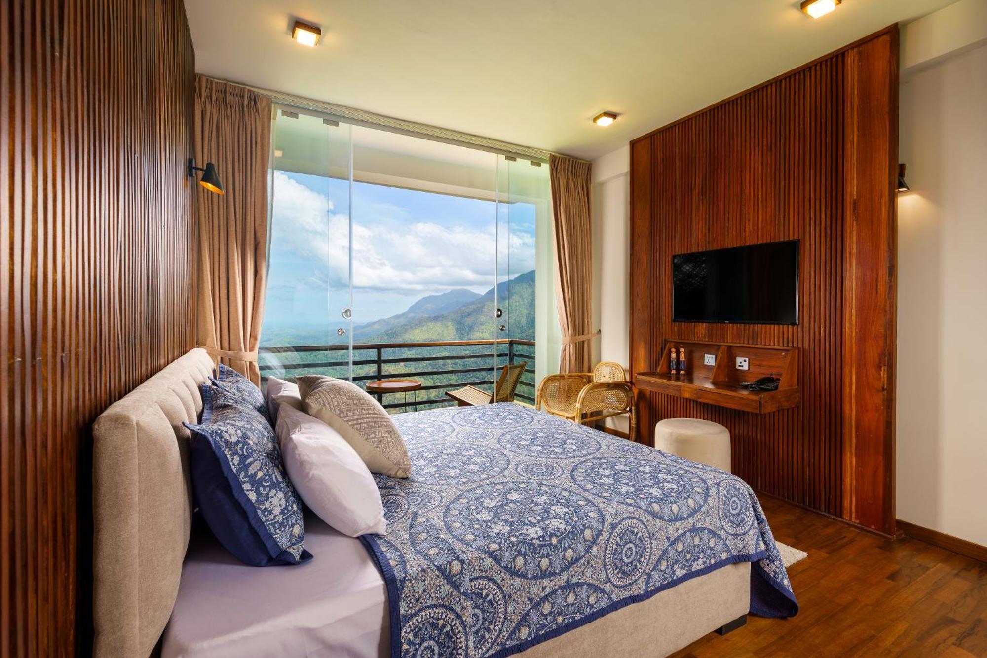 Majentra Ella Hotel Luaran gambar