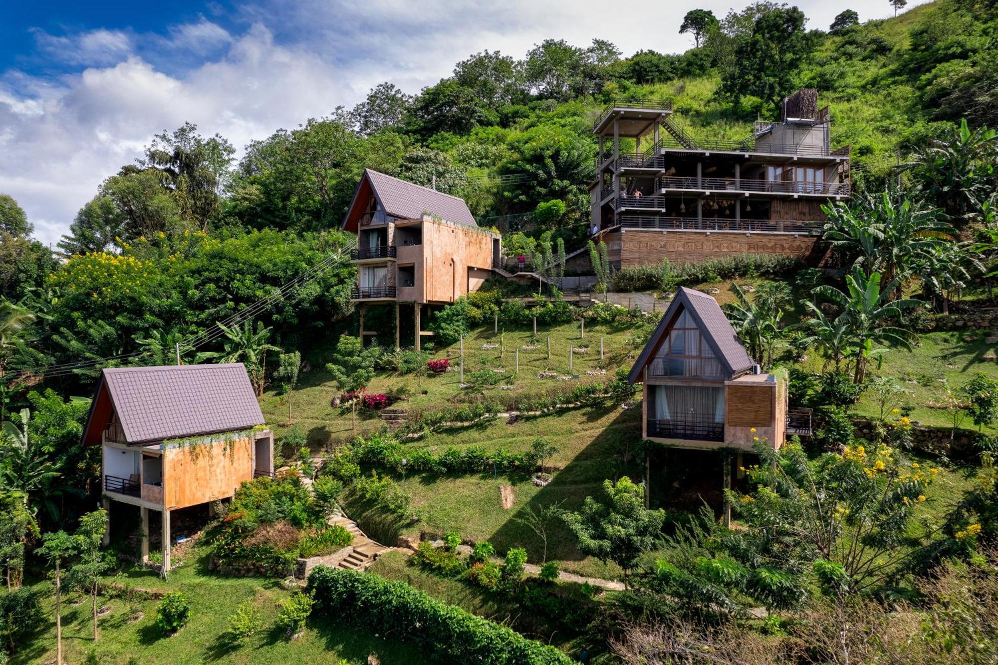 Majentra Ella Hotel Luaran gambar